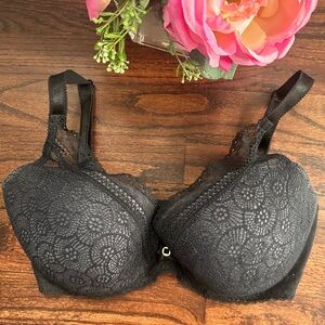 Chantelle Festivité Lace plunge bra, 34DDDD/G